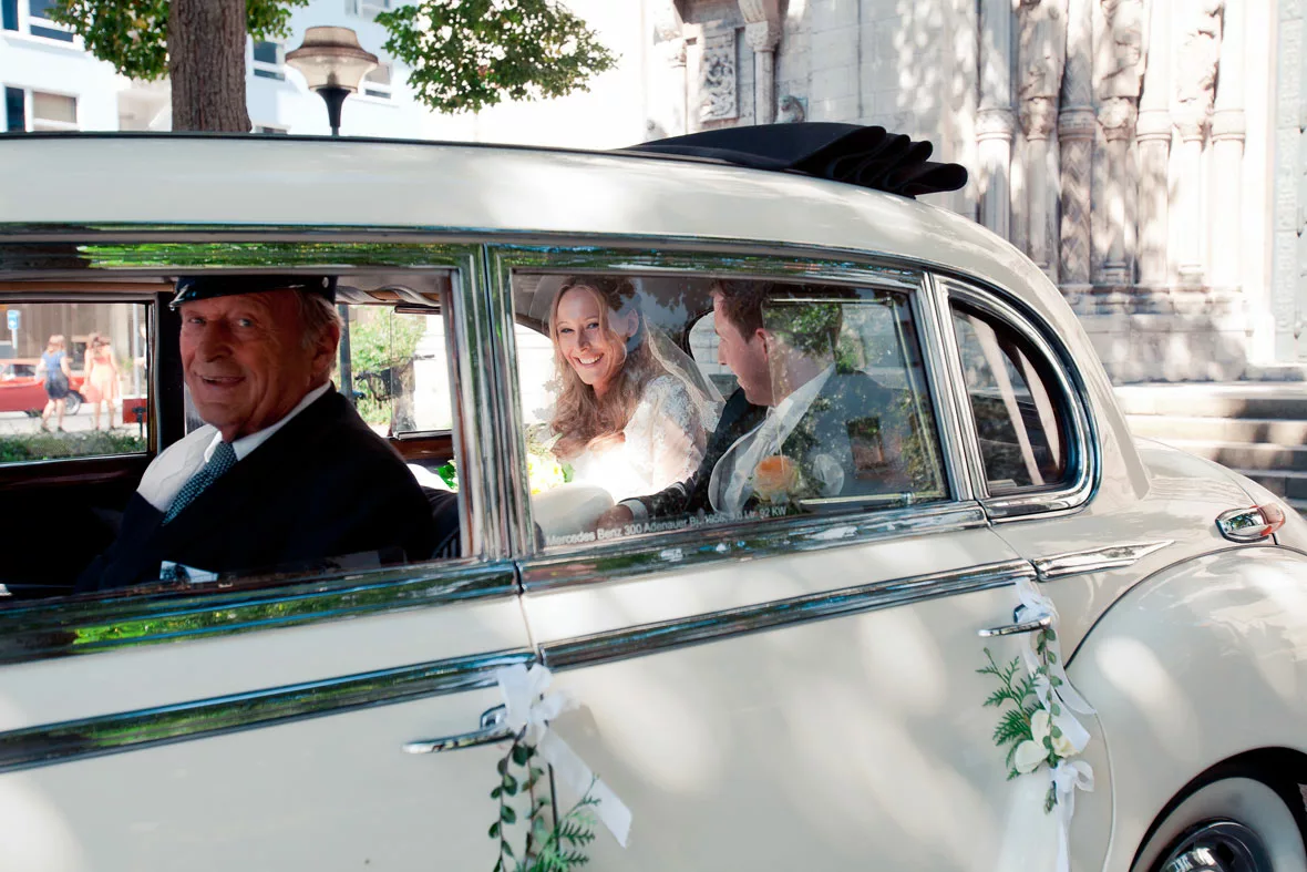 Hochzeitsauto in Schloss Nymphenburg – Schloss Nymphenburg Hochzeitsfotograf